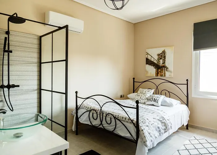 The Orange Garden Apartment *